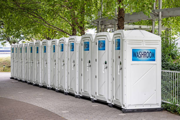 Best Porta potty delivery and setup  in Wollochet, WA